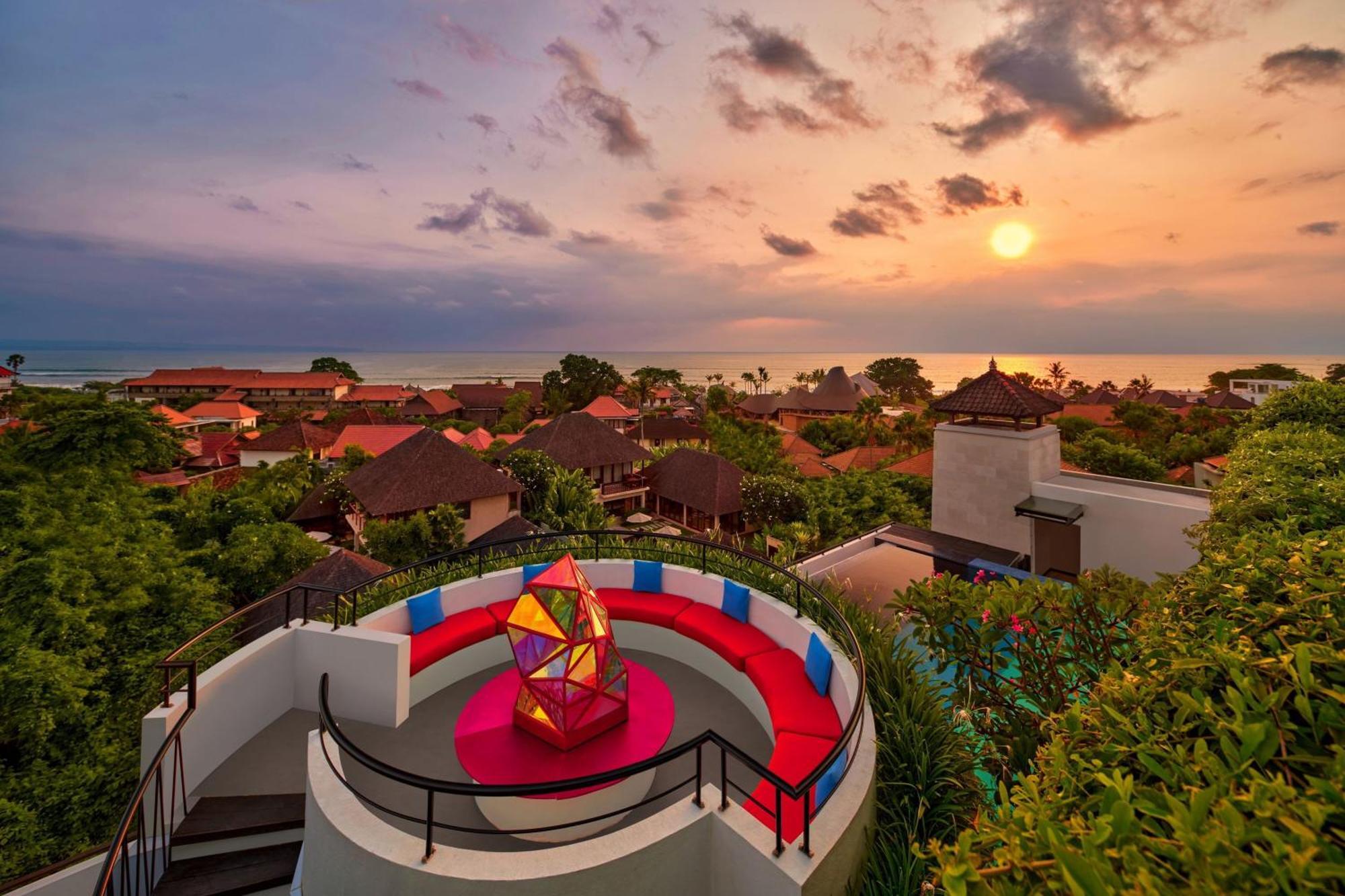 Aloft Bali Seminyak Hotel Exterior photo